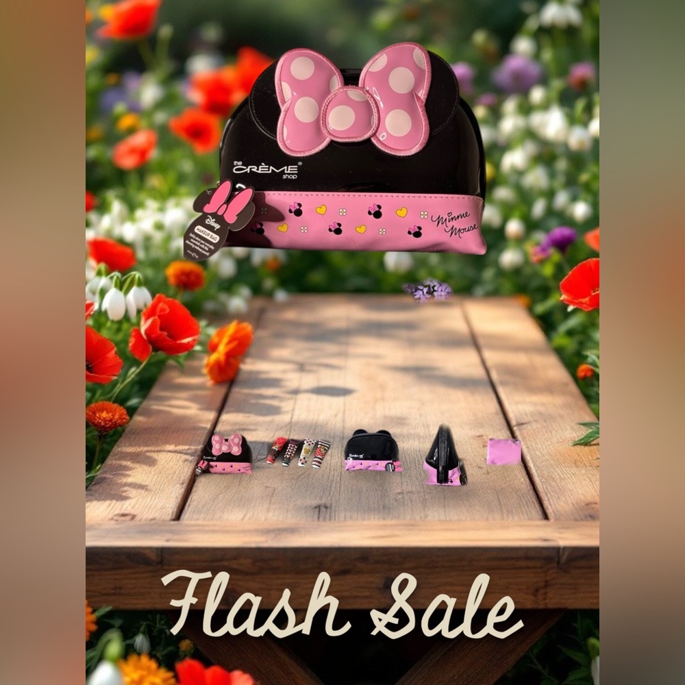 NWT Cream Shop Minnie Mouse pouch bag. - Picture 6 of 6